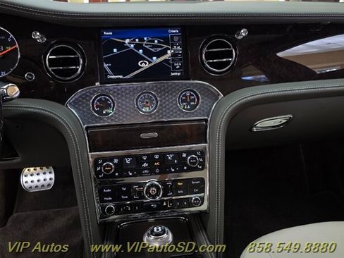 Used 2013 Bentley Mulsanne RWD image 35