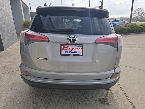 Used 2017 Toyota RAV4 LE image 26