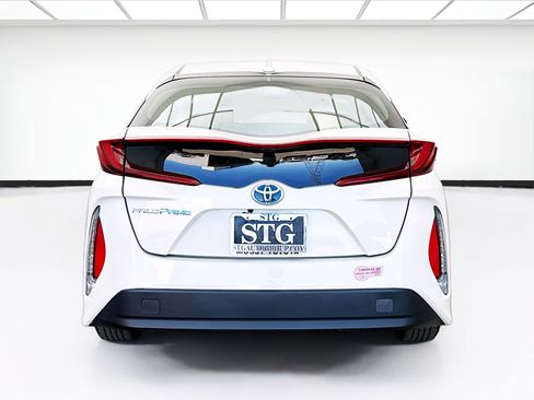Used 2020 Toyota Prius Prime LE w/ Carpet Mat Package FWD image 5