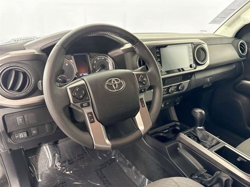 Used 2023 Toyota Tacoma SR5 RWD image 4