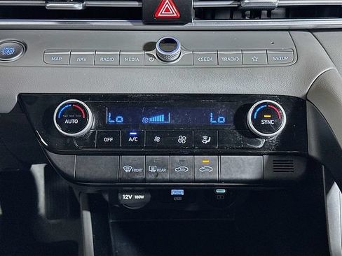 Used 2024 Hyundai Elantra SEL FWD image 16