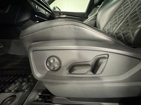 Used 2023 Audi SQ5 Premium Plus w/ Premium Plus Package AWD/4WD image 11