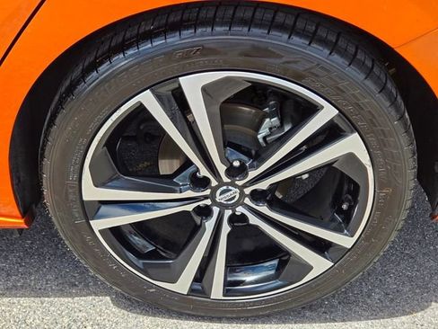 Used 2020 Nissan Sentra SR FWD image 11