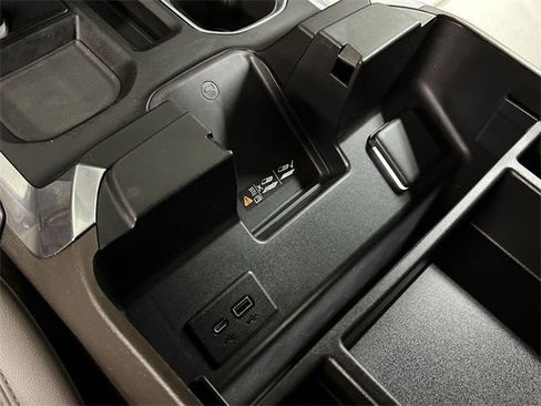 Certified 2022 GMC Sierra 1500 SLT w/ SLT Convenience Package image 70