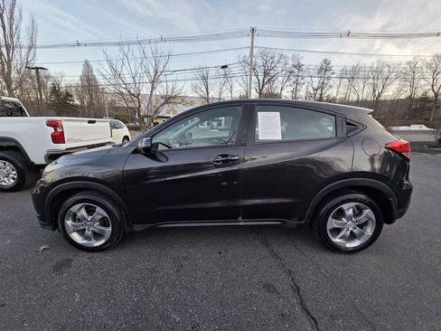 Used 2018 Honda HR-V LX image 4