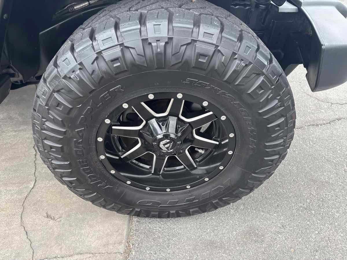 Used 2008 Jeep Wrangler X AWD/4WD image 14