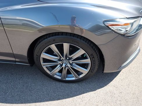 Used 2018 MAZDA MAZDA6 Signature FWD image 3