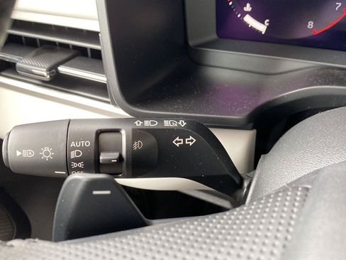 New 2026 Mitsubishi Outlander SE FWD image 35