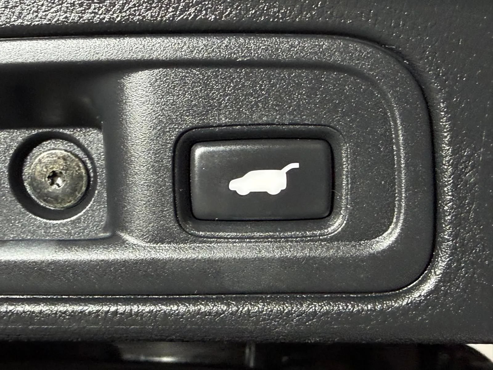 Used 2016 Honda Pilot Touring image 16