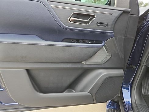 New 2026 INFINITI QX80 4WD w/ Sport Exterior Package image 11