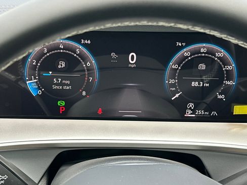 New 2025 Volkswagen Tiguan SE image 22