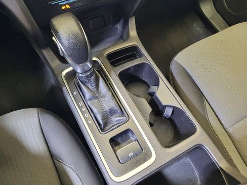 Used 2019 Ford Escape SE FWD image 26