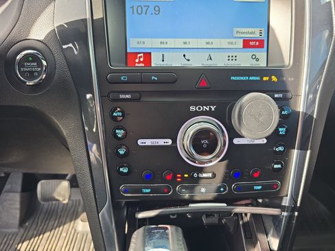 Used 2019 Ford Explorer Sport w/ Equipment Group 401A image 28