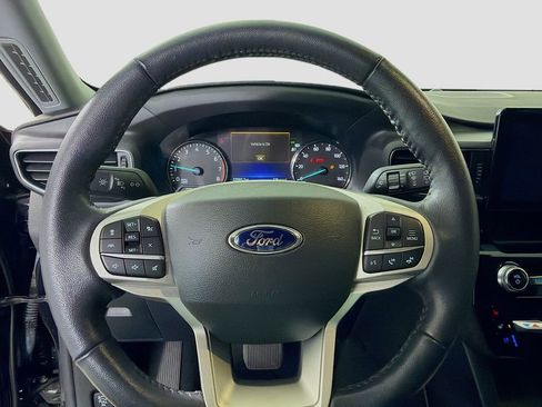 Used 2022 Ford Explorer Limited w/ Equipment Group 301A image 14