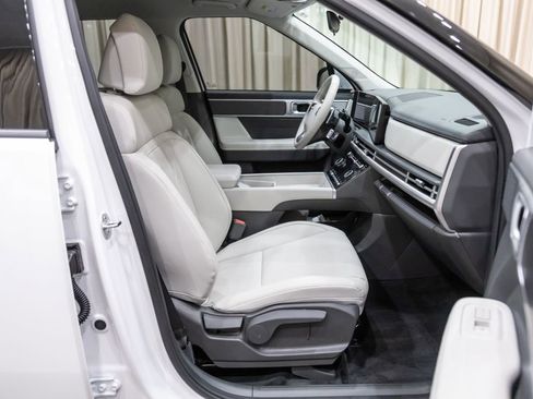 Used 2024 Hyundai Santa Fe SEL AWD/4WD image 11
