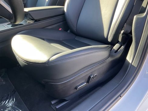 Used 2023 Tesla Model 3 Standard Range RWD image 15