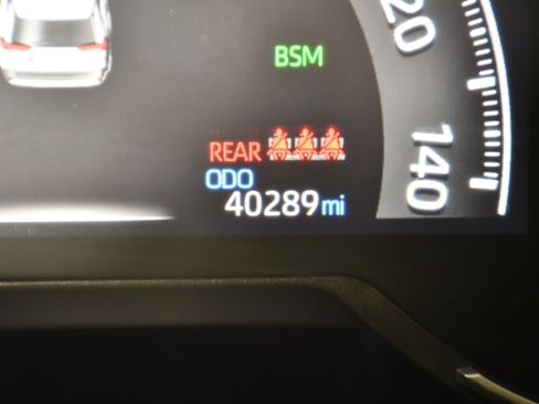 Used 2024 Toyota RAV4 LE AWD/4WD image 17