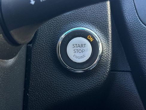 Used 2013 INFINITI G37 Journey w/ Premium Pkg image 22