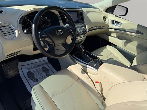 Used 2019 INFINITI QX60 Luxe w/ Essential Package image 16