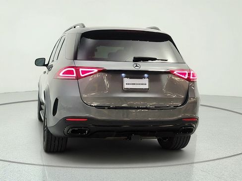 Used 2022 Mercedes-Benz GLE 350 w/ AMG Line Exterior image 6