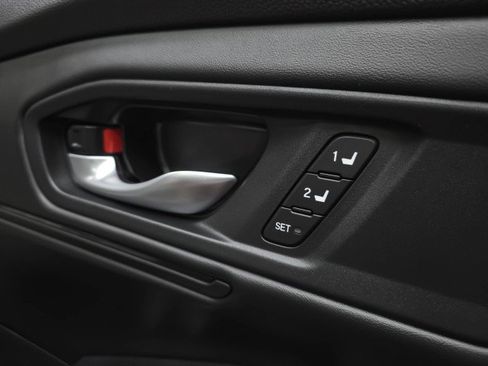 Used 2026 Honda Accord EX-L image 31