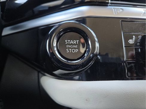 New 2026 Nissan Pathfinder SL image 22