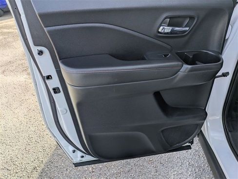 Used 2023 Honda Ridgeline Black Edition image 23