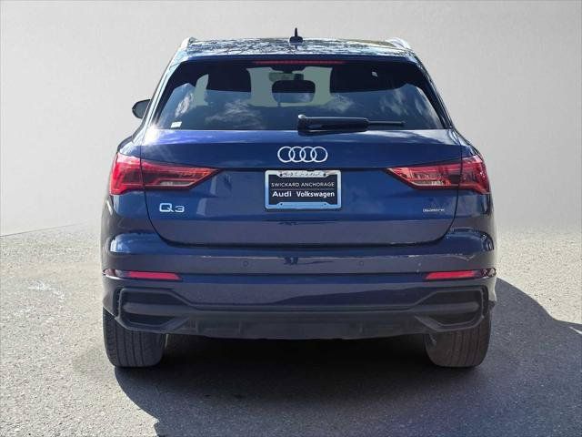 Used 2025 Audi Q3 2.0T Premium Plus w/ Premium Plus Package AWD/4WD image 4