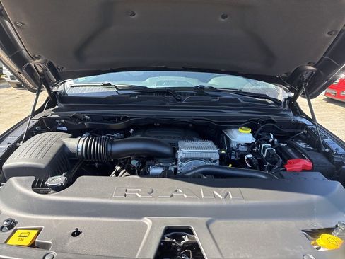 New 2026 RAM 1500 4x4 Crew Cab image 31