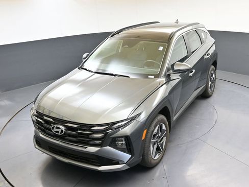 Certified 2025 Hyundai Tucson SEL AWD/4WD image 40