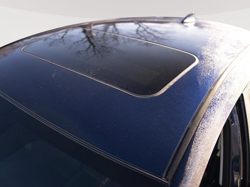 Used 2018 MAZDA MAZDA3 Touring image 24