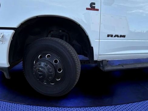 Used 2022 RAM 3500 Big Horn w/ Level C Equiment Group image 26