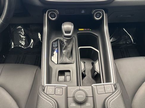 Used 2024 Toyota Grand Highlander XLE image 22