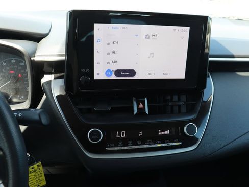 Used 2024 Toyota Corolla LE FWD image 16