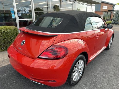 Used 2019 Volkswagen Beetle 2.0T S FWD image 30