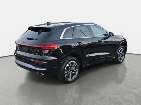 New 2025 Audi Q5 Premium image 5