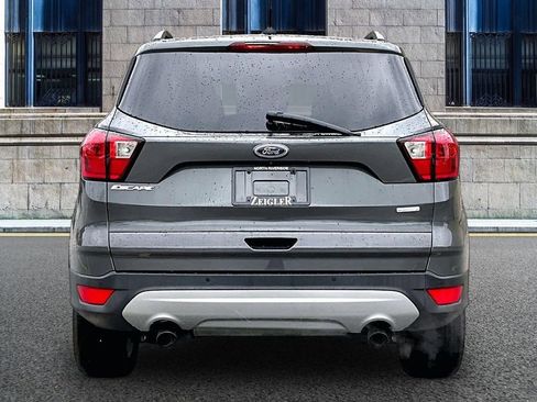 Used 2019 Ford Escape SEL image 4