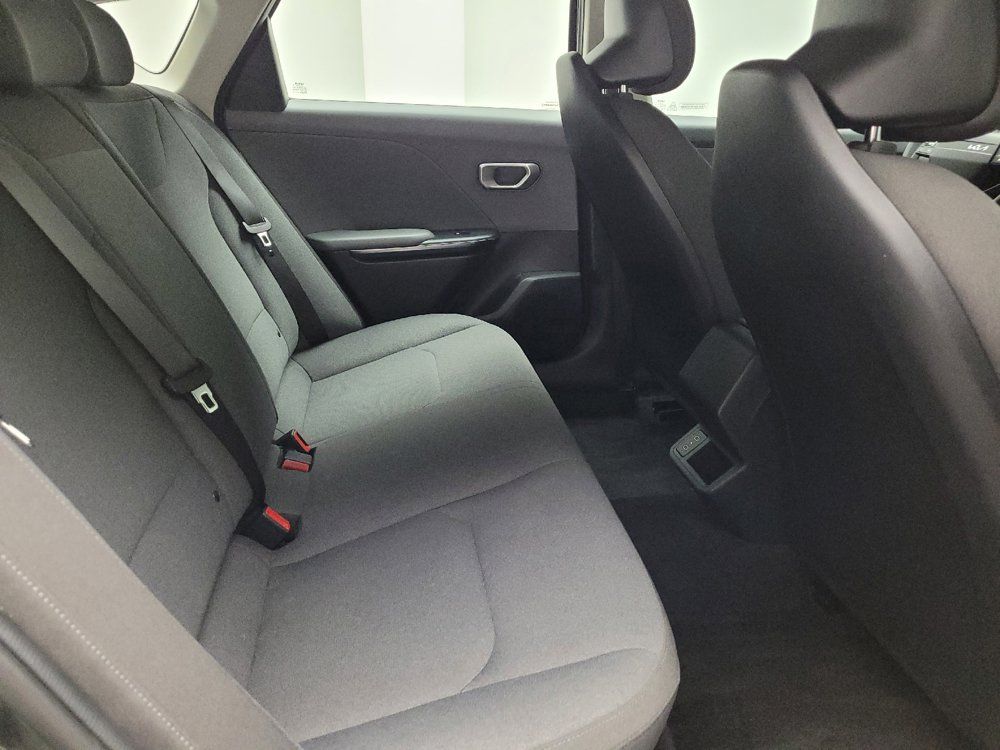 Used 2025 Kia K4 FWD image 19