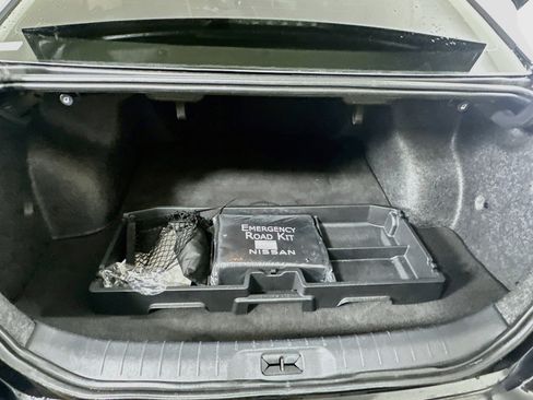 Used 2023 Nissan Altima 2.5 SR FWD image 27