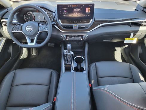 New 2025 Nissan Altima 2.5 SR w/ SR Premium Package image 10