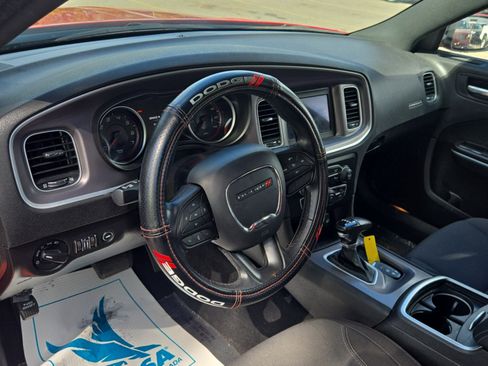 Used 2022 Dodge Charger SXT image 14