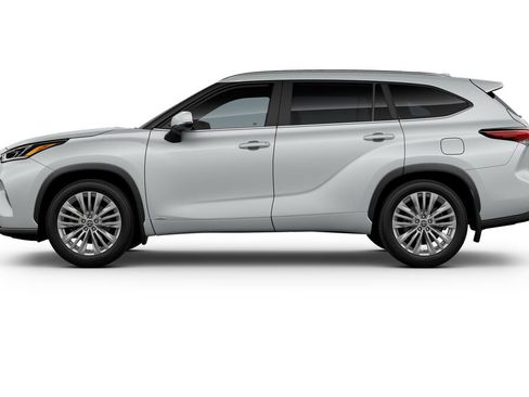 New 2025 Toyota Highlander Platinum AWD/4WD image 4