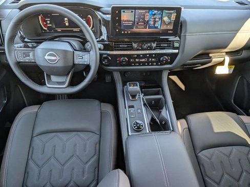 New 2026 Nissan Pathfinder Platinum w/ Cargo Package AWD/4WD image 18