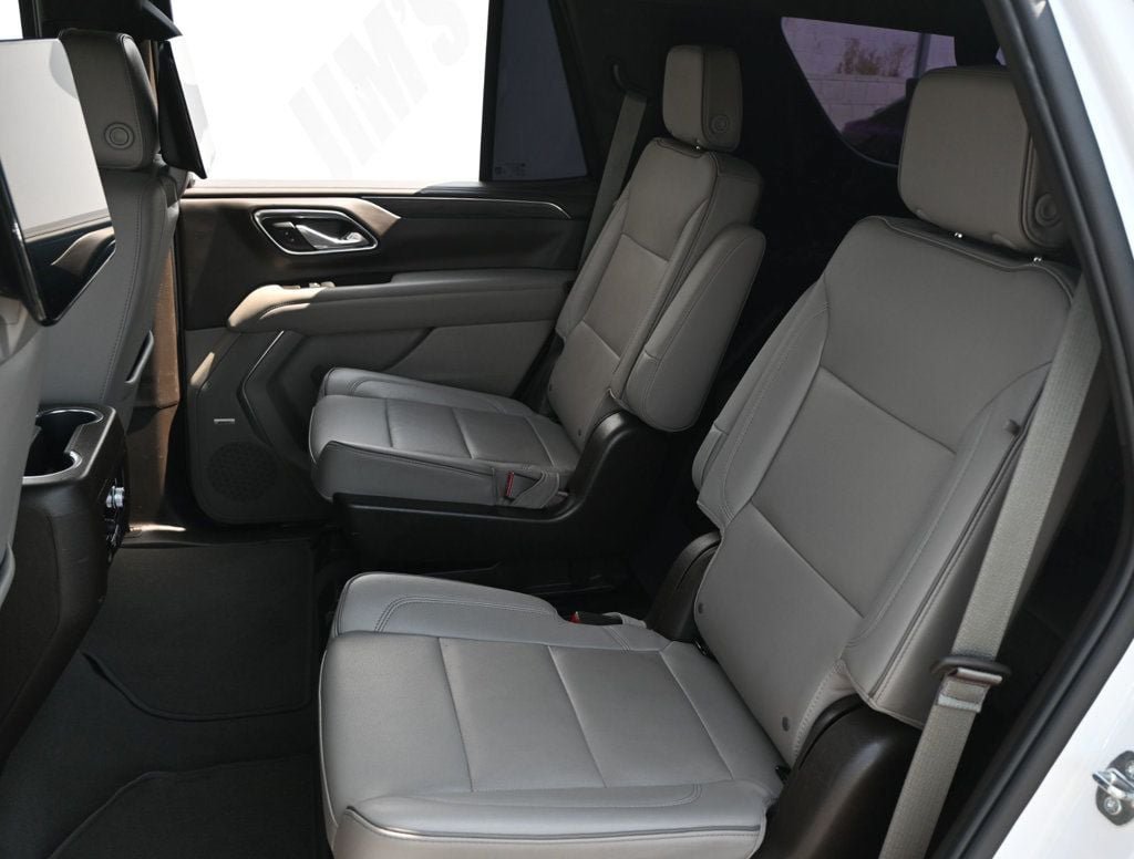 Used 2023 GMC Yukon SLT RWD image 17