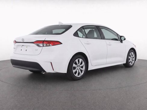 Used 2023 Toyota Corolla LE FWD image 4