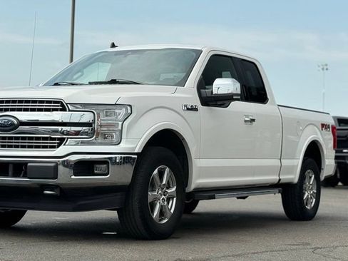 Used 2019 Ford F150 Lariat w/ Equipment Group 502A Luxury AWD/4WD image 40