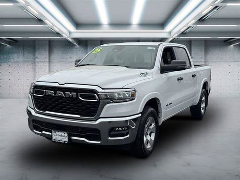 Used 2025 RAM 1500 Big Horn AWD/4WD image 1