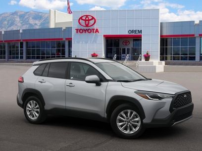 Used 2024 Toyota Corolla Cross LE w/ Moonroof Package