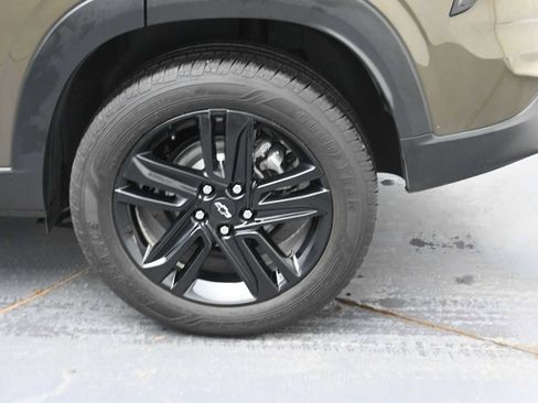 Used 2024 Chevrolet Trax ACTIV FWD image 5