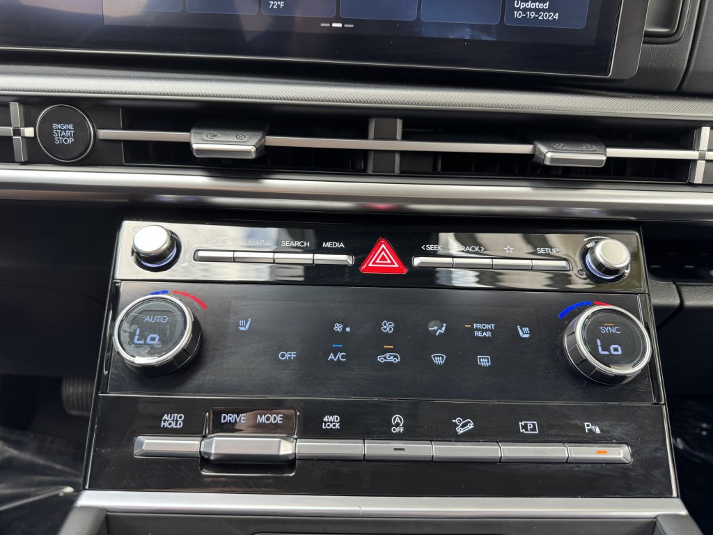 Used 2024 Hyundai Santa Fe XRT AWD/4WD image 26